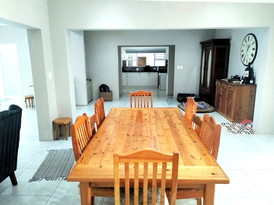 4 Bedroom Property for Sale in Panorama Western Cape